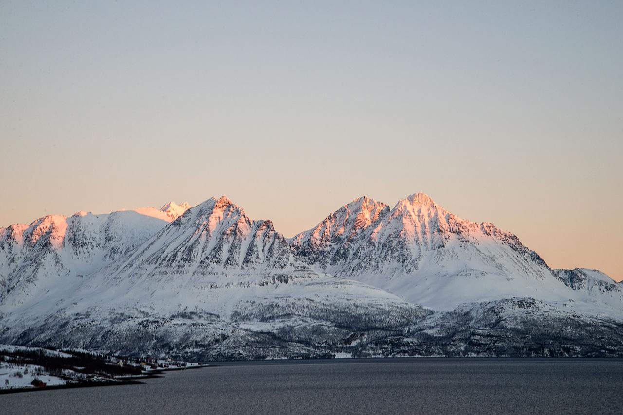 Arctic Panorama Lodge Uløybukta Esterno foto